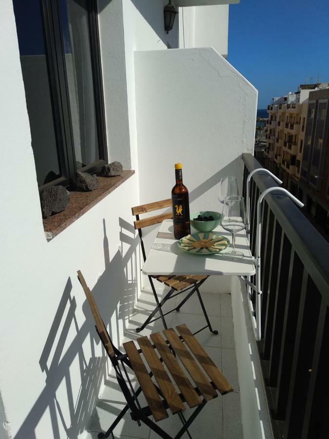 Apartamento Malvasia Vv Аресифе Екстериор снимка