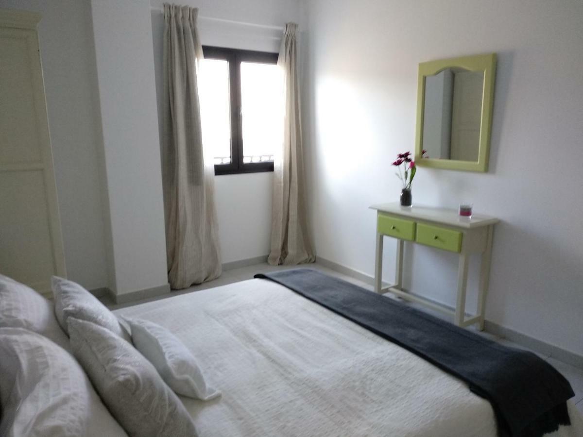 Apartamento Malvasia Vv Аресифе Екстериор снимка