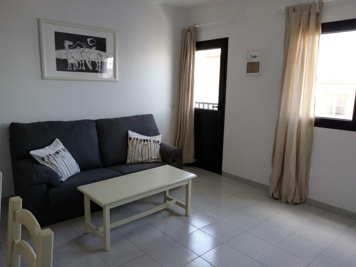 Apartamento Malvasia Vv Аресифе Екстериор снимка